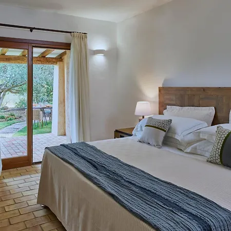Cascioni Eco Retreat מלון ארזח'ינה