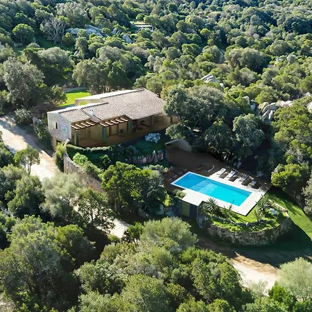 Cascioni Eco Retreat מלון 5*
