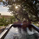 Cascioni Eco Retreat 5*