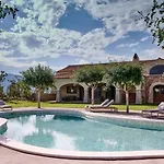 فندق Cascioni Eco Retreat 5*