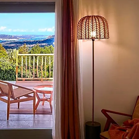 Cascioni Eco Retreat Hotel 5*