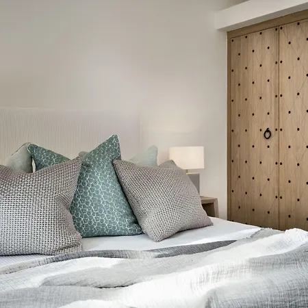 Cascioni Eco Retreat 5*