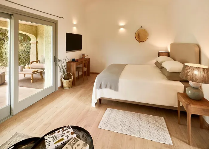 Cascioni Eco Retreat Hotel 5*